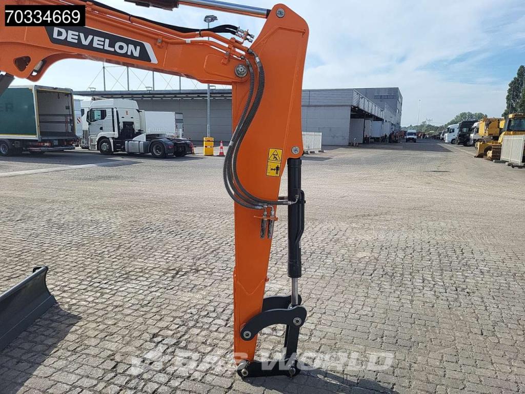 Develon DX55 R-7 A/C Foto 11