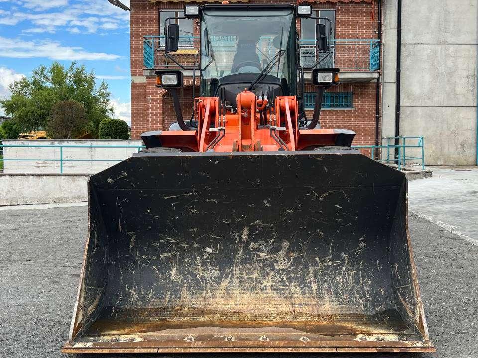 Hitachi ZW140-5B Foto 14