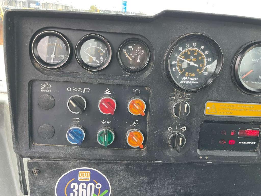 Dynapac CA302D Foto 20