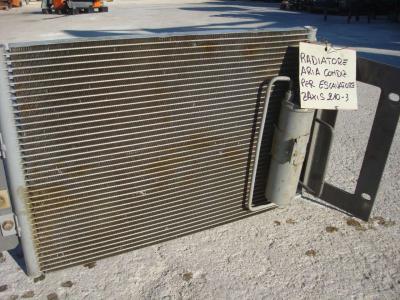 Radiador del aire acondicionado para ZAXIS 210-3 vendida por OLM 90 Srl