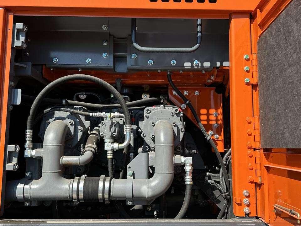 Hitachi ZX690LCH-7 Foto 10