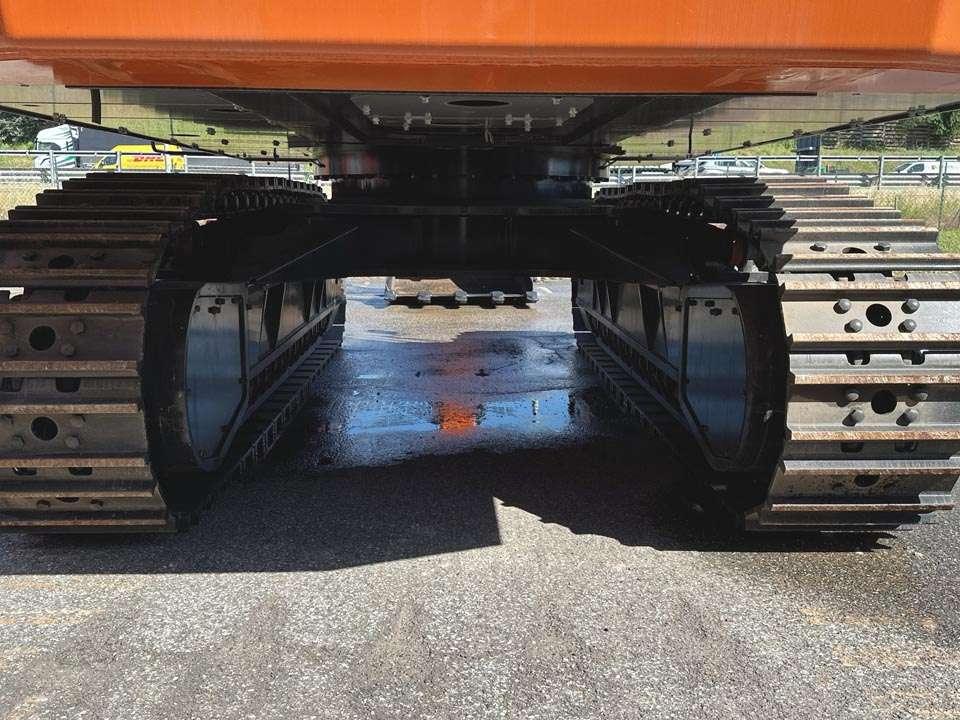Hitachi ZX690LCH-7 Foto 9