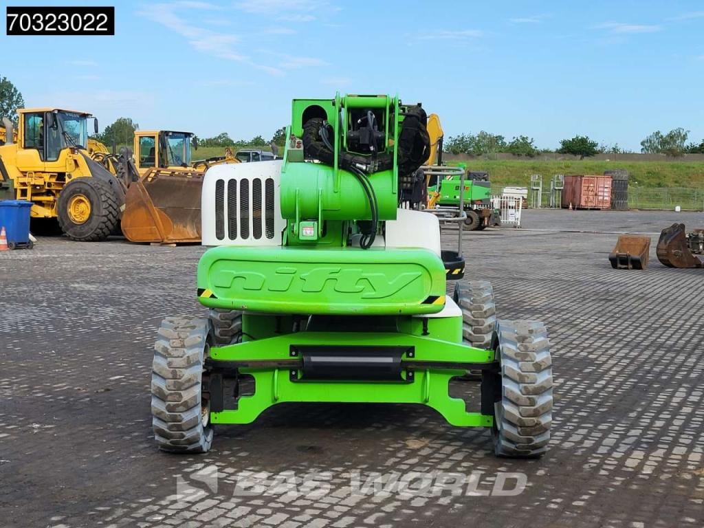 NIFTY HR21DE 2WD Foto 15