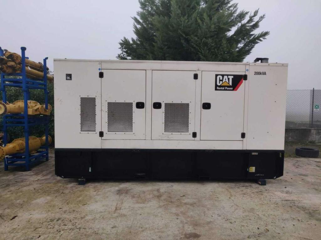 Caterpillar 200 kVA Foto 1