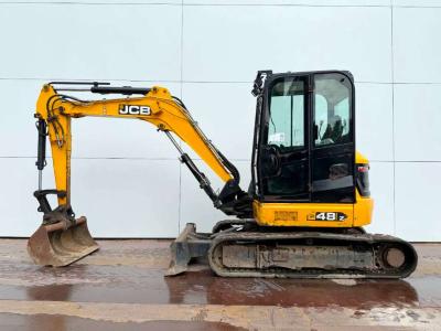 JCB 48Z-1 - Hammer Lines / Quick Coupler vendida por Boss Machinery