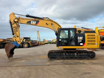Caterpillar 323FLN Foto 1