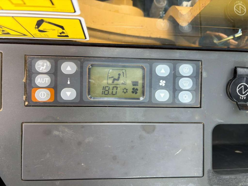 Caterpillar 323FLN Foto 25