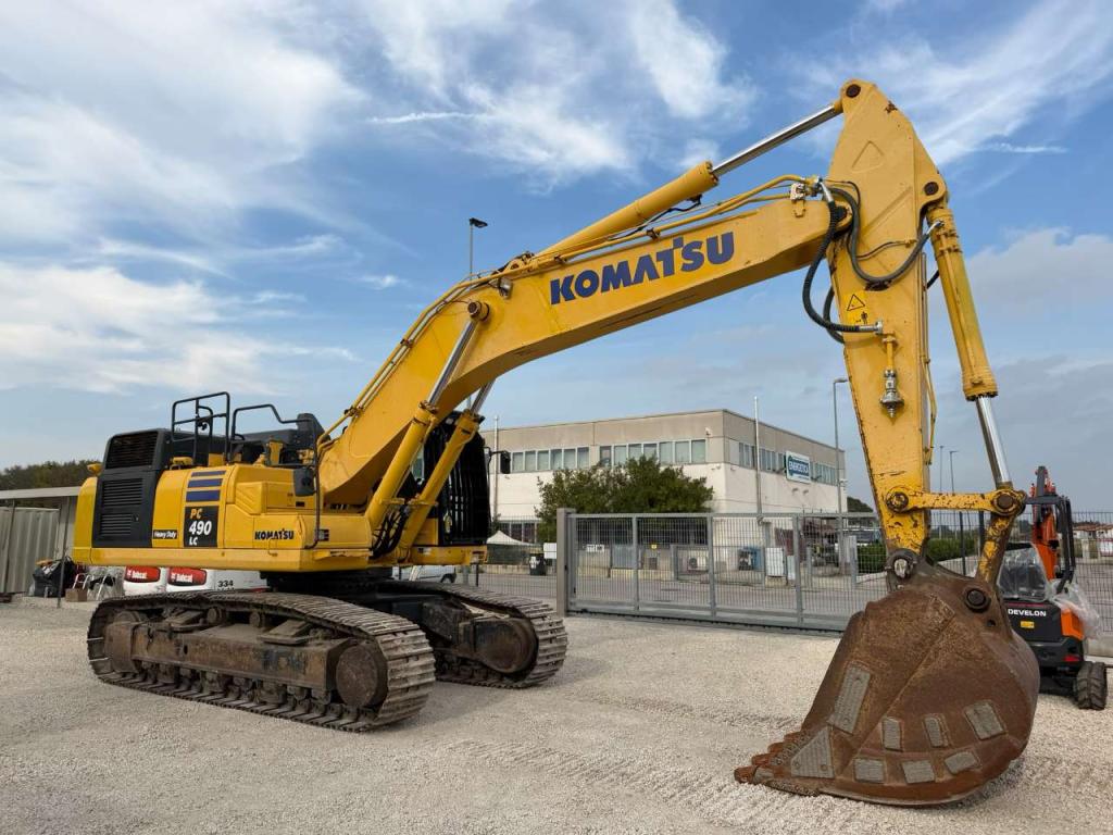 Komatsu PC490LC-11E0 Foto 2
