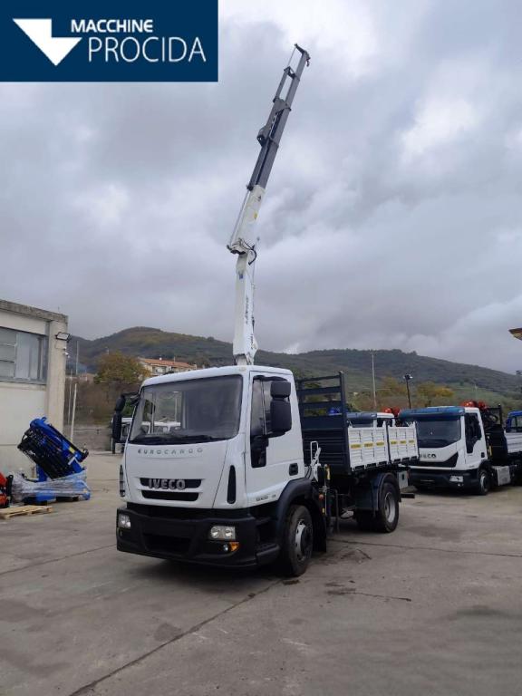 Iveco EUROCARGO 120E28P Foto 1