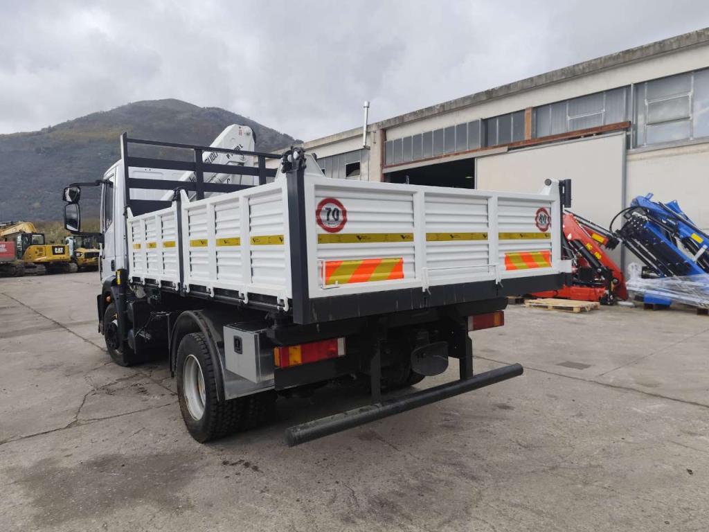 Iveco EUROCARGO 120E28P Foto 10