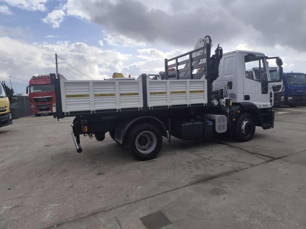 Iveco EUROCARGO 120E28P Foto 12