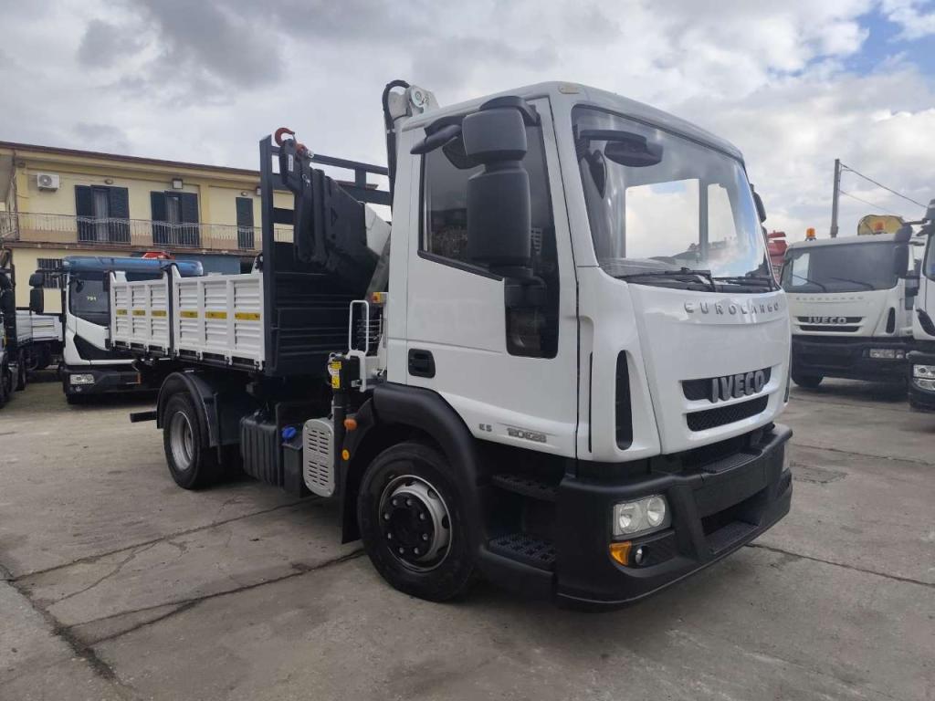 Iveco EUROCARGO 120E28P Foto 15