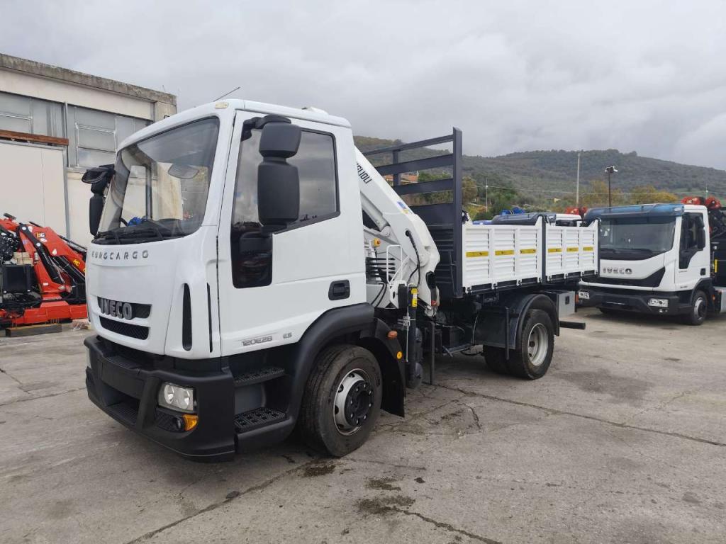 Iveco EUROCARGO 120E28P Foto 20