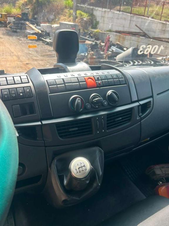 Iveco EUROCARGO 180-250 Foto 20