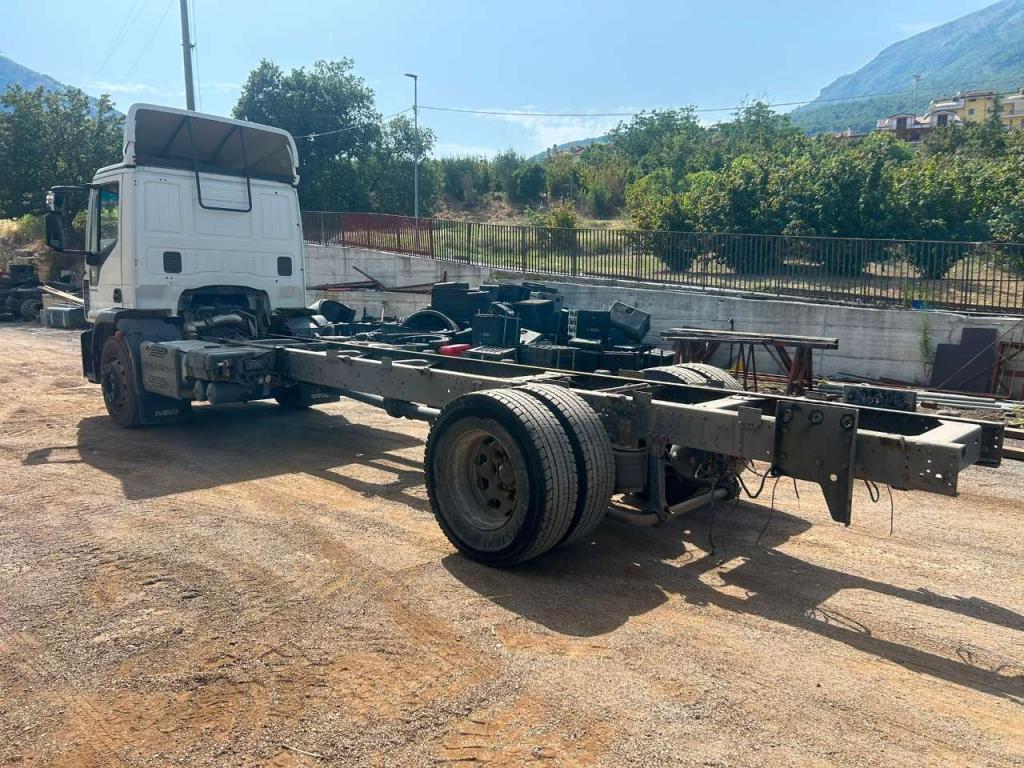 Iveco EUROCARGO 180-250 Foto 24
