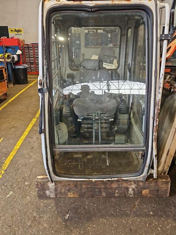 Cabina para Fiat Hitachi ex215 Foto 1