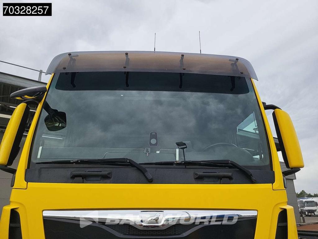Man TGX 26.560 TGX 6X2 Foto 9