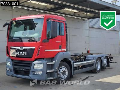 Man TGS 26.320 6X2 ADR BDF Lift+steering axle Automatic Euro 6 vendida por BAS World B.V.