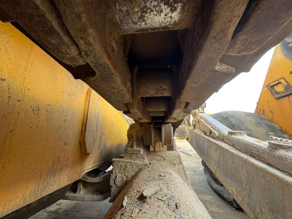 Liebherr PR752 | Spare parts only Foto 12