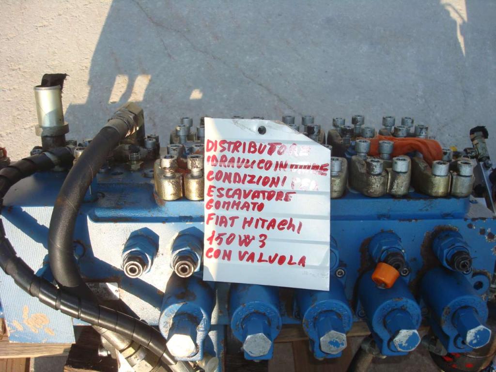 Distribuidor hidraulico para Fiat Hitachi 150W3 Foto 3