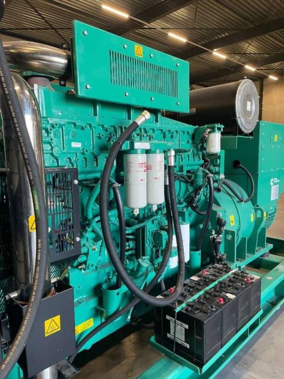 Cummins C900D5 - 900 kVA Surplus Genset - DPX-18527-O Foto 12