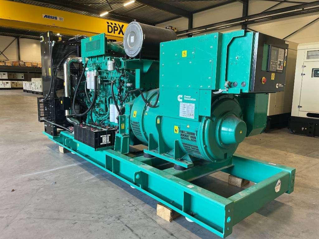 Cummins C900D5 - 900 kVA Surplus Genset - DPX-18527-O Foto 5