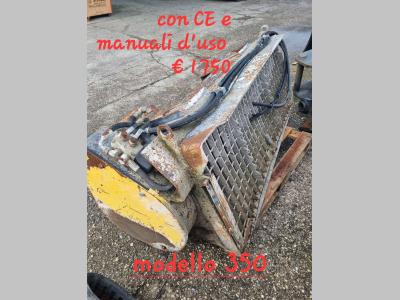 Uemme 350lt vendida por Centro Commercio Macchine