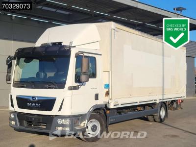 Man TGL 12.220 4X2 12tons curtainsides 1000kg Ladebordwand Automatic Euro 6 vendida por BAS World B.V.