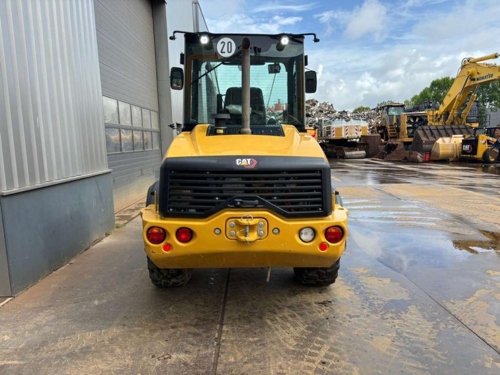 Caterpillar 908M Foto 4