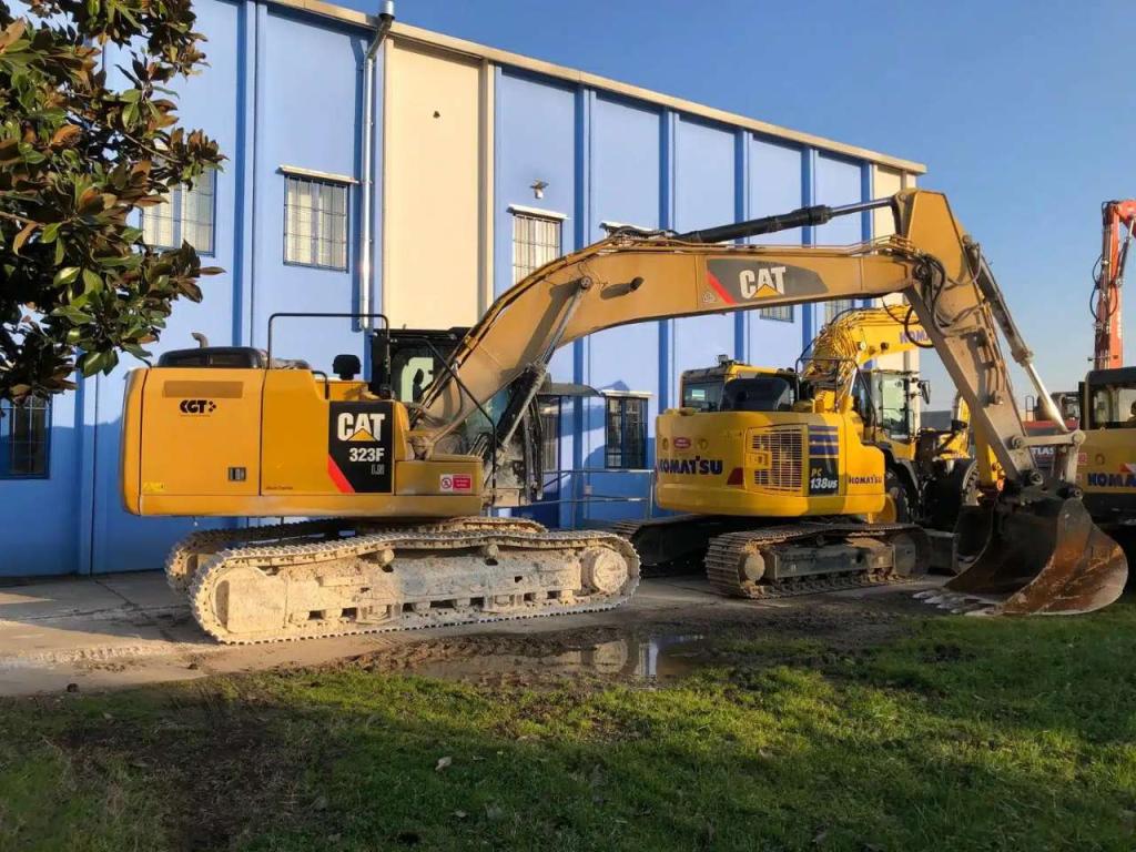 Caterpillar 323FLN Foto 7
