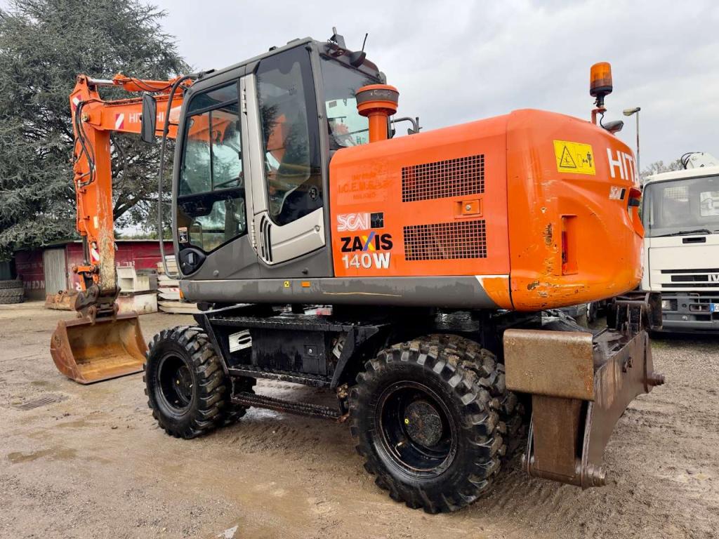 Hitachi ZX140-W3 Foto 2
