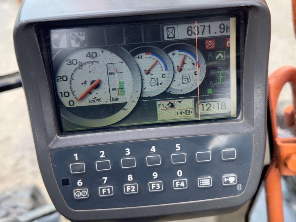 Hitachi ZX140-W3 Foto 9