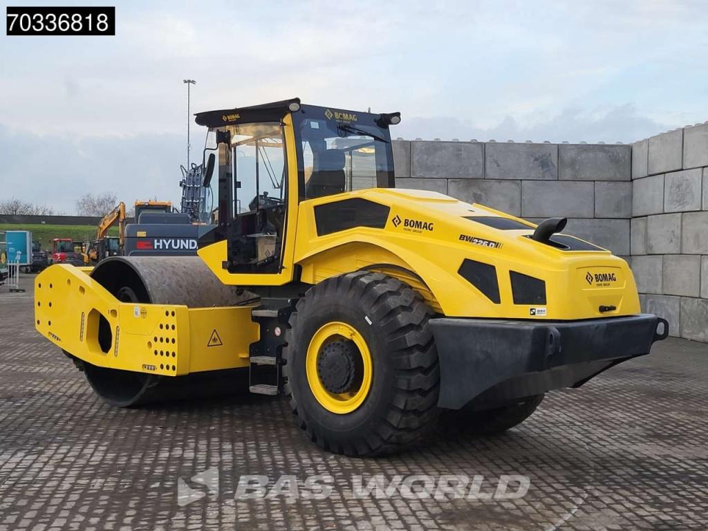 Bomag BW226 D-5 CL Cummins Engine Foto 3