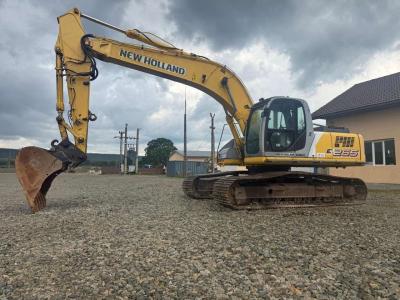 New Holland E265 vendida por Omeco Spa