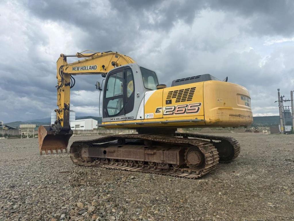 New Holland E265 Foto 2