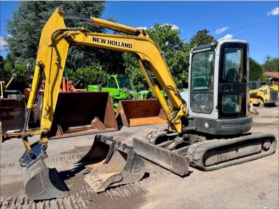 New Holland Kobelco E50.2 SR vendida por G.M. Service srl