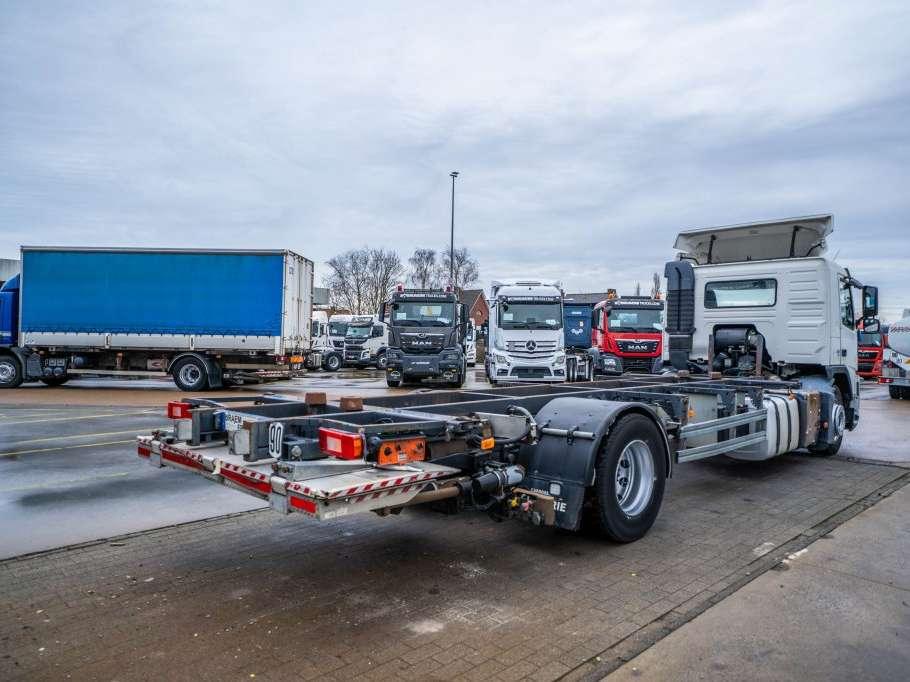Volvo FM 330 Foto 4