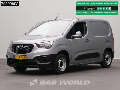 Opel Combo 102pk L1H1 Trekhaak Airco Cruise Parkeersensoren Euro6 L1 Kompakt Airco Trekhaak Cruise contr vendida por BAS World B.V.