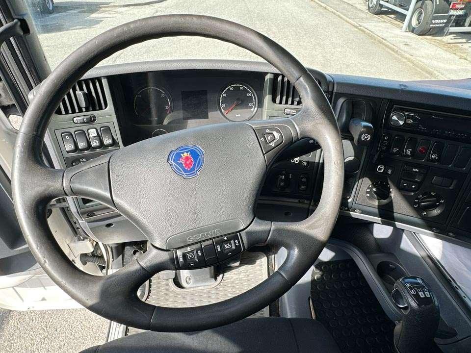 Scania R480 8X2 Foto 22