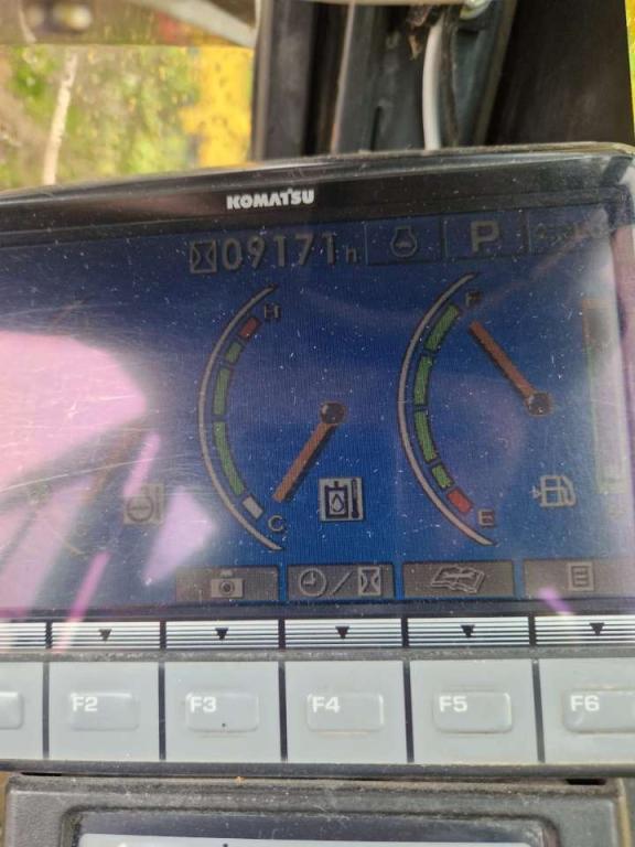 Komatsu PC240NLC-8 Foto 8
