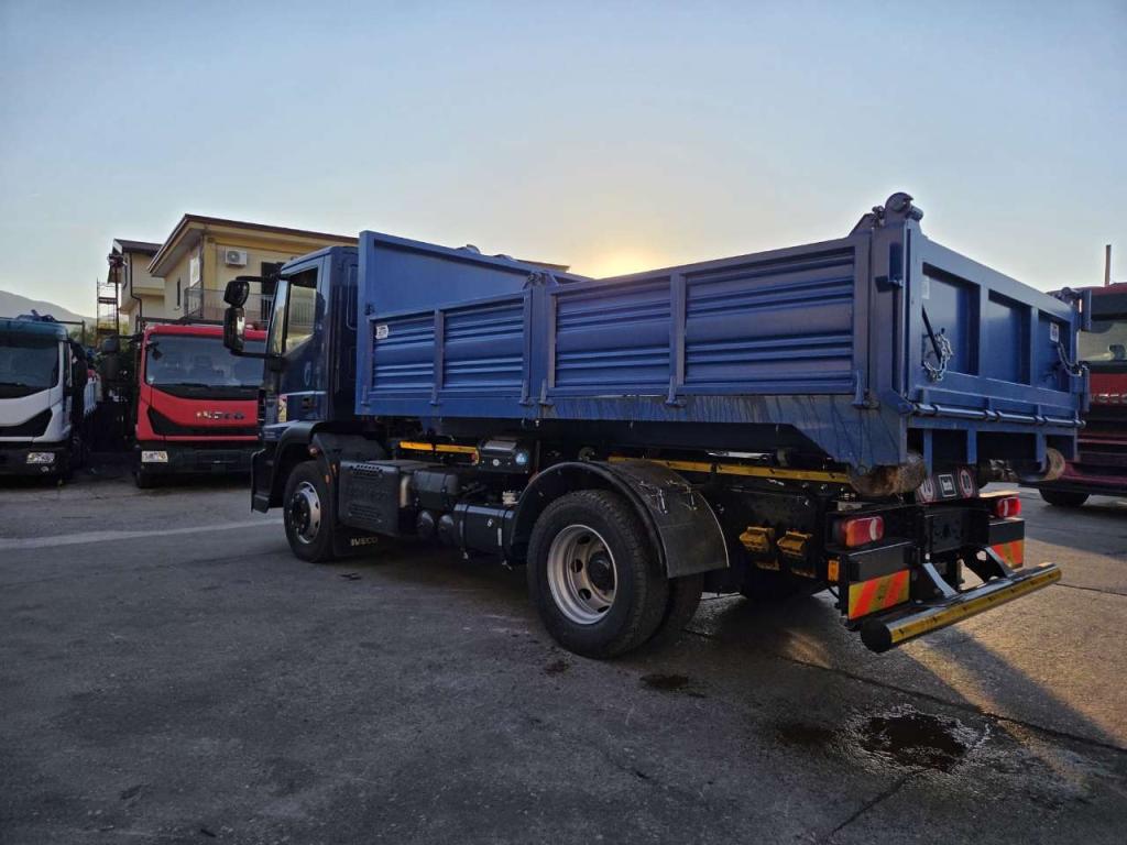 Iveco EUROCARGO CUBE 120-220 Foto 10
