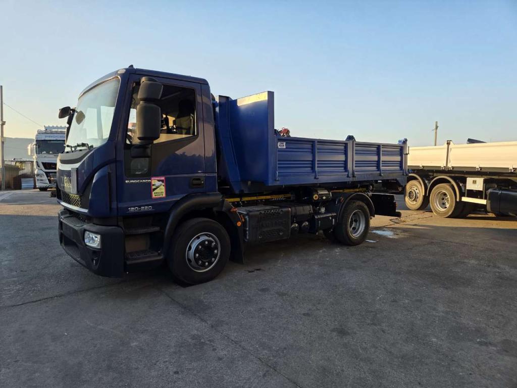 Iveco EUROCARGO CUBE 120-220 Foto 16