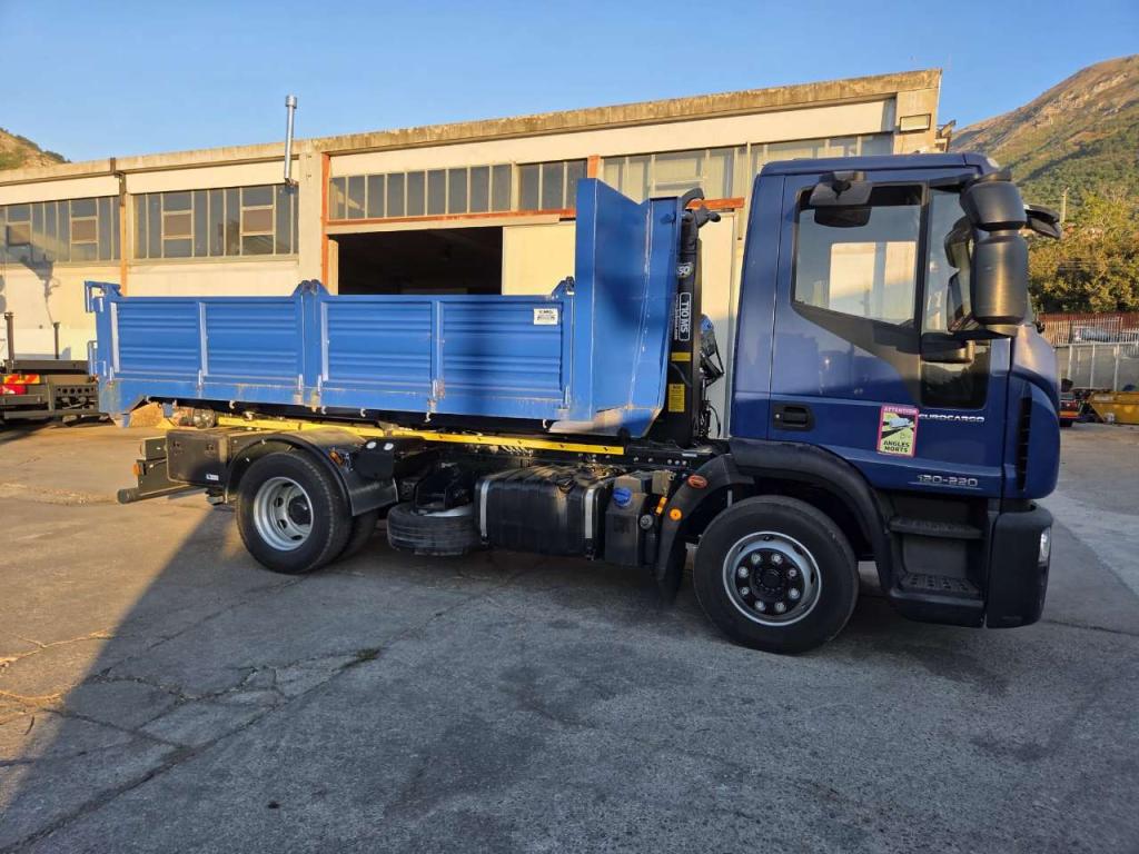Iveco EUROCARGO CUBE 120-220 Foto 22