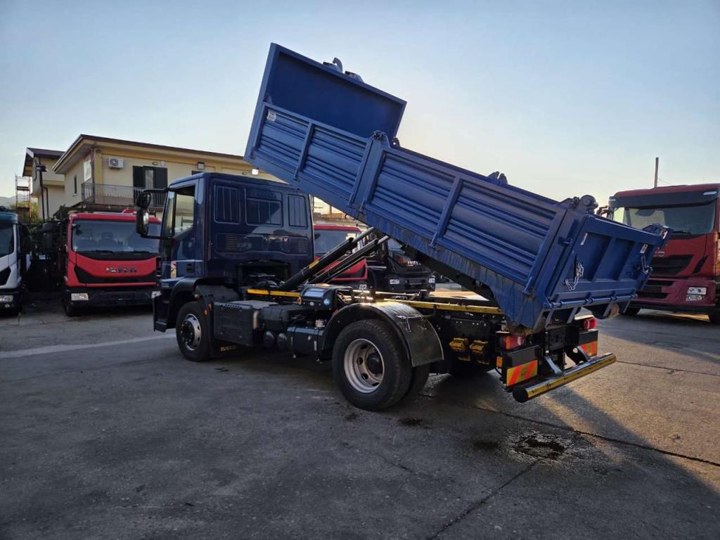 Iveco EUROCARGO CUBE 120-220 Foto 25