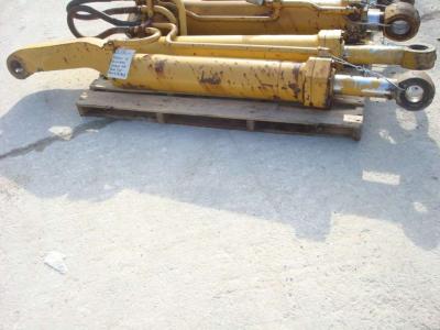 Pistón de rotación de la cuchara para Fiat Allis FL20B vendida por OLM 90 Srl