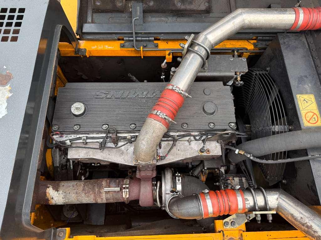 Hyundai R500LC-7A - Quick Coupler / Hammer Lines Foto 29