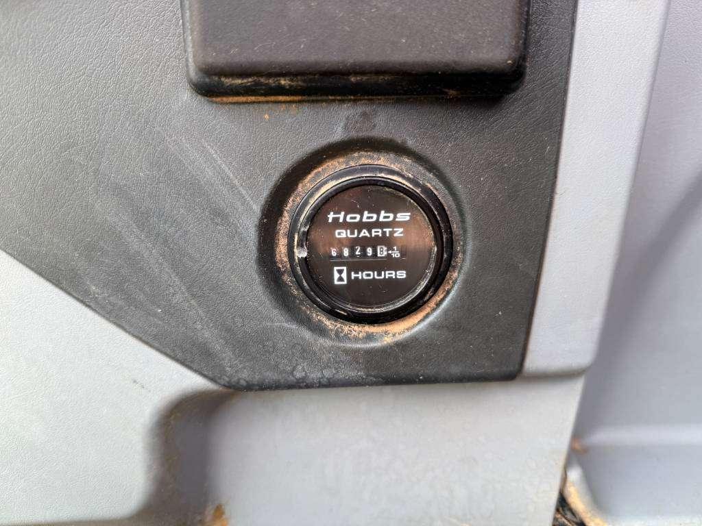 Hyundai R500LC-7A - Quick Coupler / Hammer Lines Foto 30