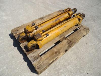 Cilndro de levantamiento para Fiat FL6 vendida por OLM 90 Srl
