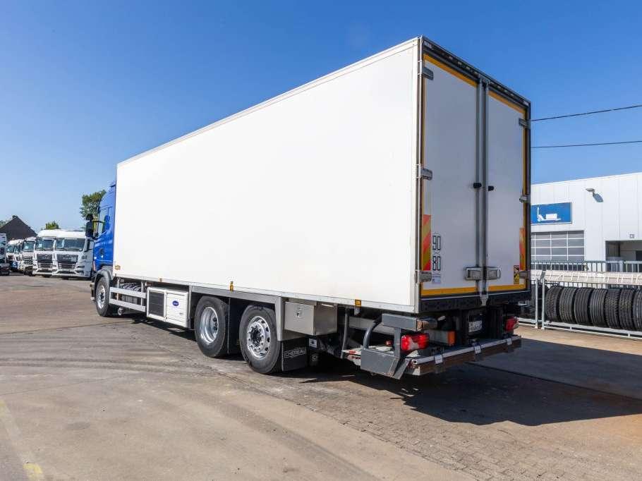 Scania R410 6X2+CHEREAU+CARRIER 1150 U MT-TRI-TEMP+DHOLLANDIA 2.5T. Foto 6