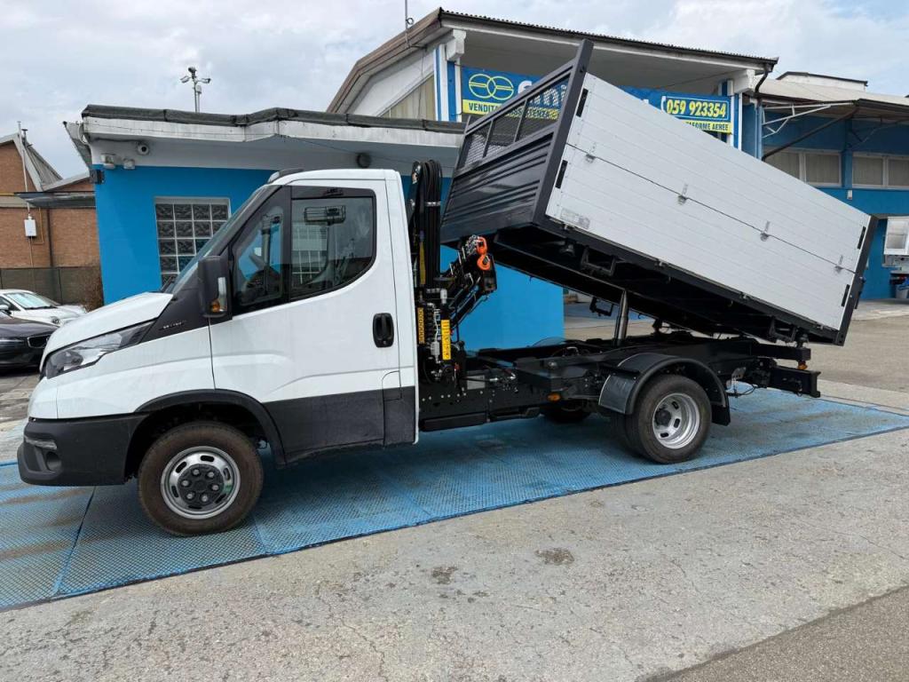 Iveco Daily 35-160con Gru HC 38 A3 Foto 8